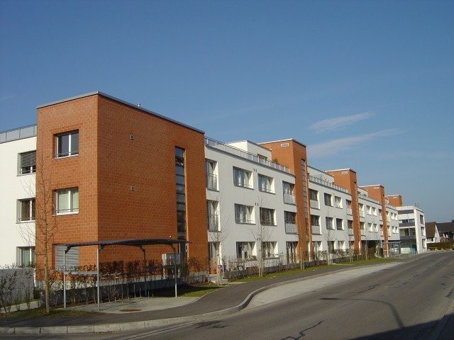 Einstellplätze in Uster zu vermieten - 0