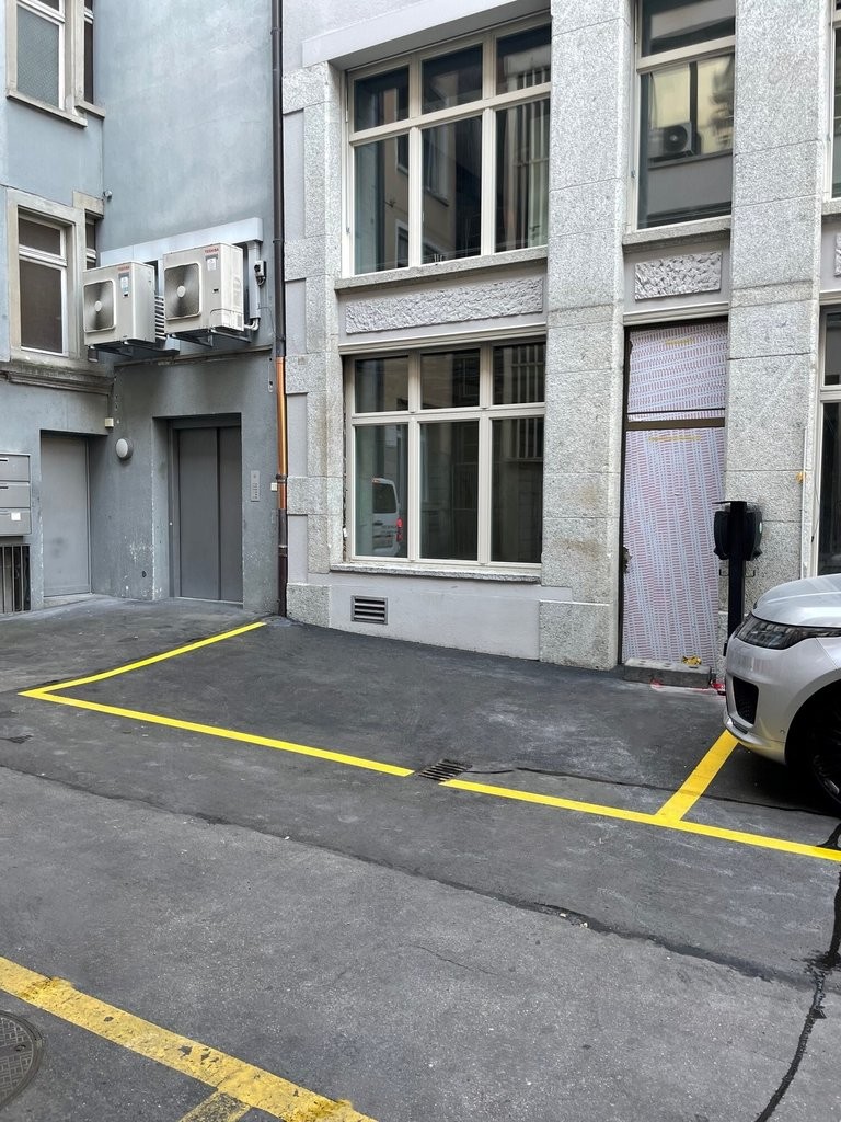 Parkplatz in Zürich zu vermieten - 0
