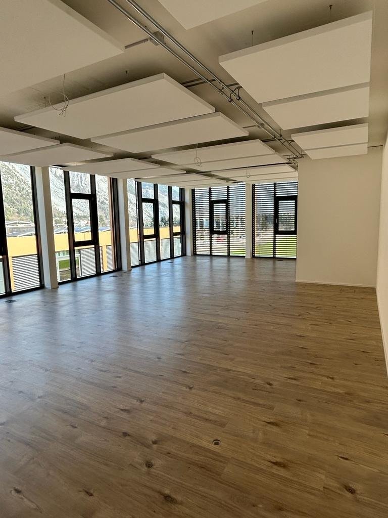 Moderne Gewerberäumlichkeiten im Plarenga-Center, Domat/Ems - 0