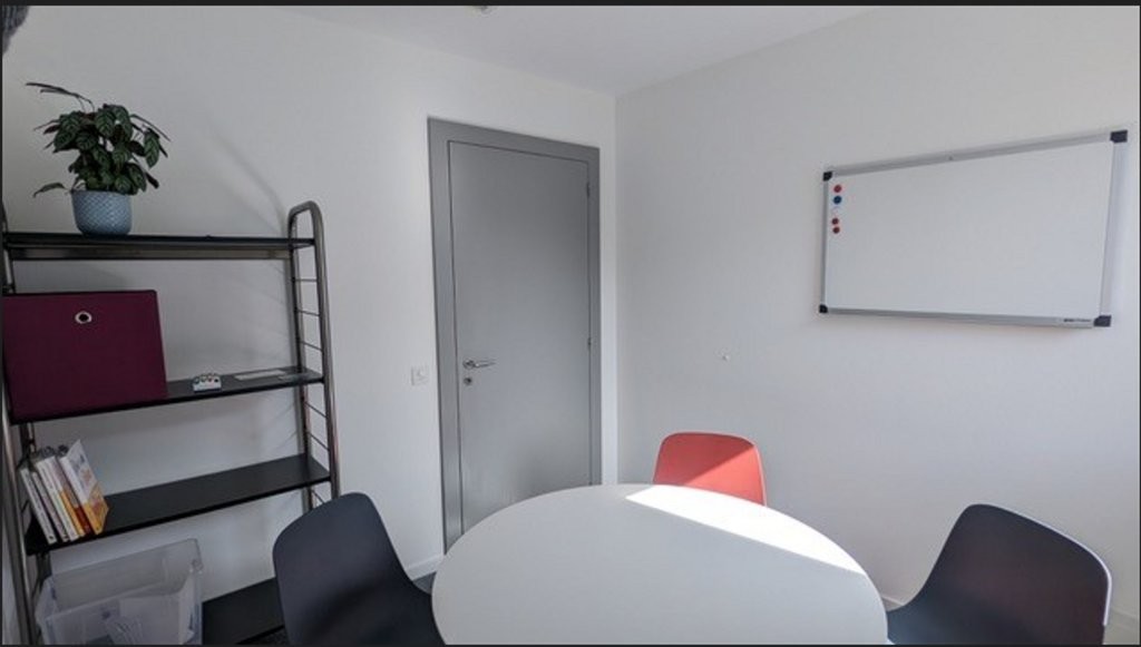 Bureau de 130 m2 à louer dès le 01.07.2024 ou à convenir - 3