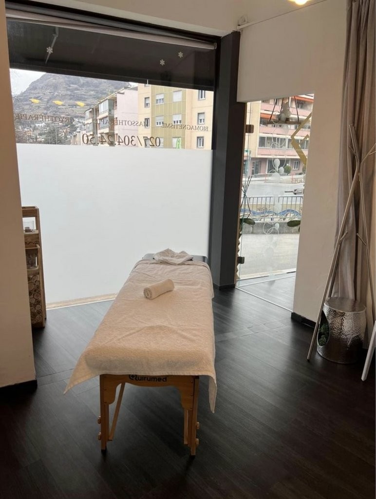 Local commercial à louer au coeur de Sion ! - 4