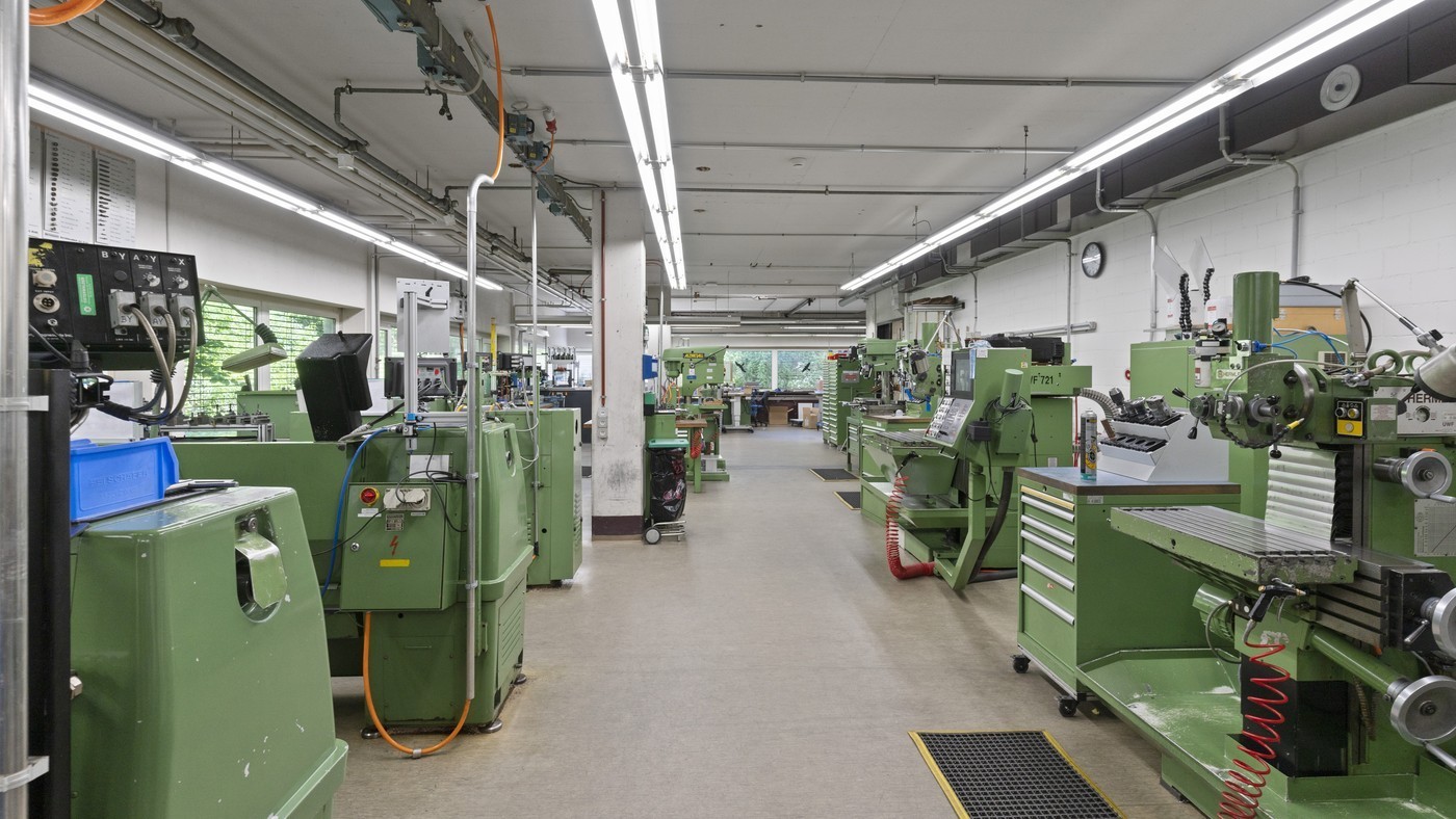 Alle Möglichkeiten für Sie - Lager- und Produktionsflächen bis 2'300 m2 - 5