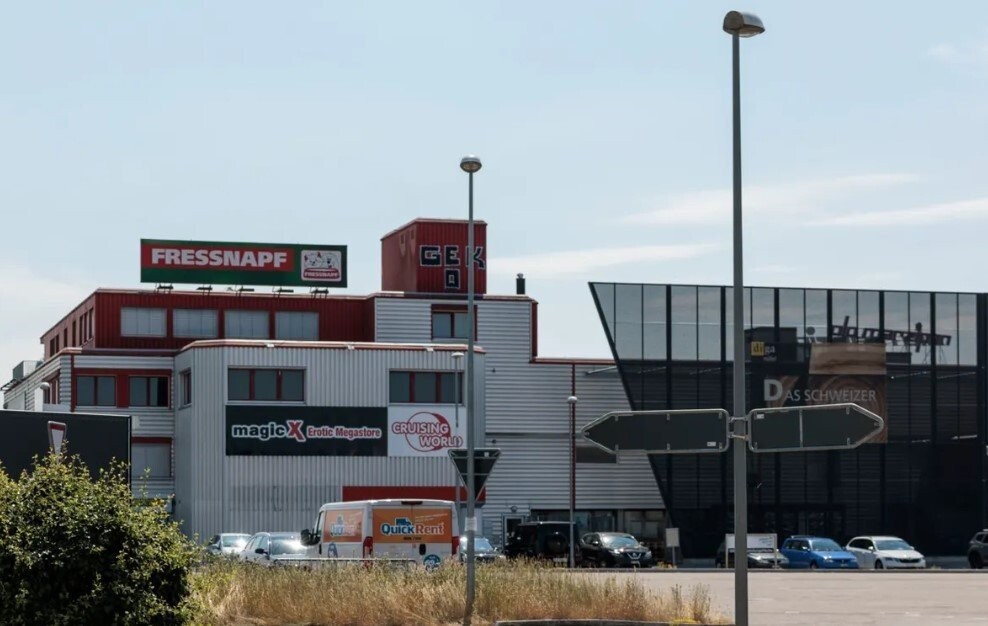 Lager in der Shoppingmeile Lyssach zu vermieten - 0