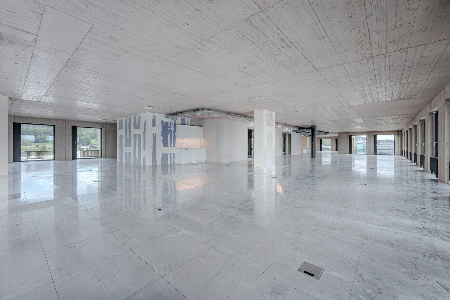 Ihr Büro. Ihre Möglichkeiten. Ihre Zukunft. - Arbeiten im COSMOS - 2