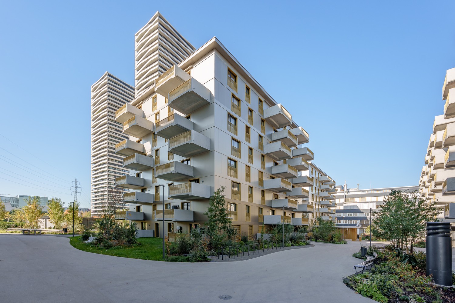 Ihr Büro. Ihre Möglichkeiten. Ihre Zukunft. - Arbeiten im COSMOS - 8