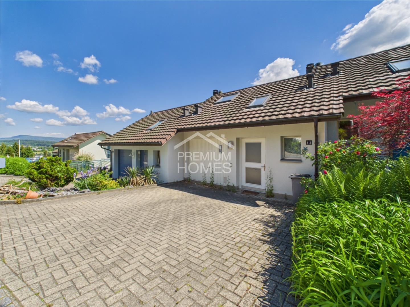 Reihenhaus mit Terrasse, Balkon & Traumlage - 0