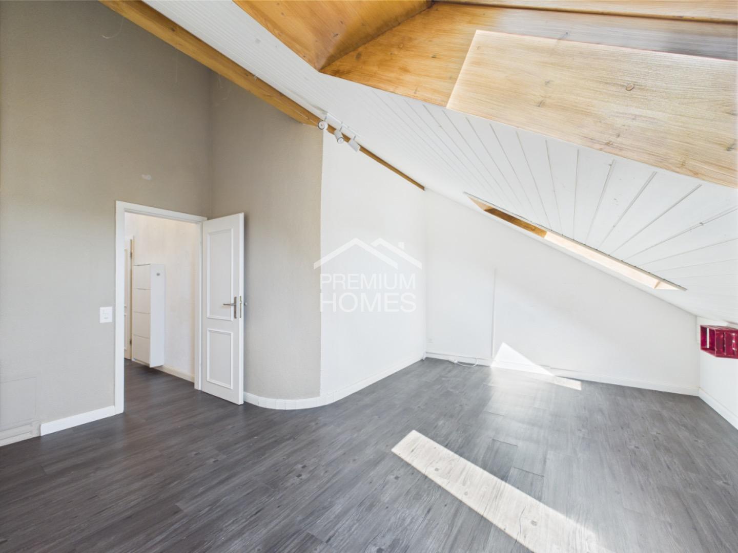 Reihenhaus mit Terrasse, Balkon & Traumlage - 6