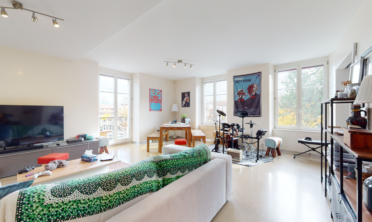 Renovated mixed-use building in the centre of Porrentruy - 4