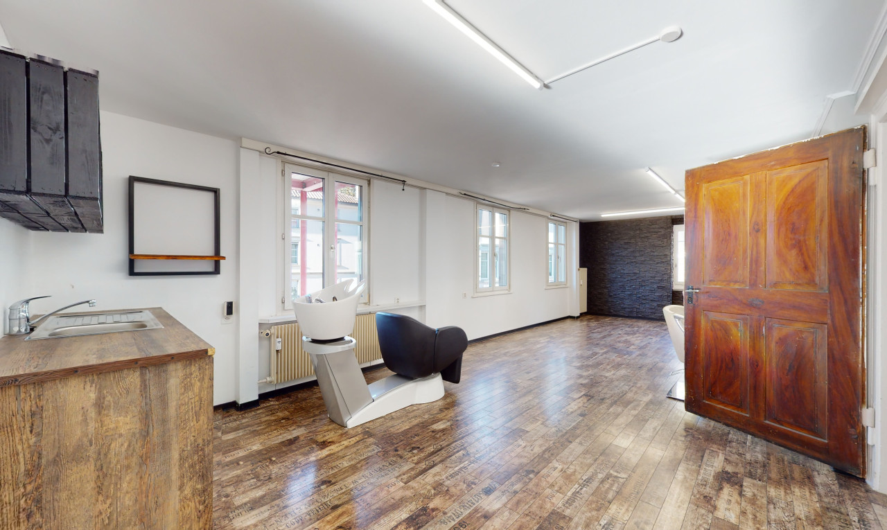 Mehrfamilienhaus mit Gewerbe – zentral und renditestark - 3