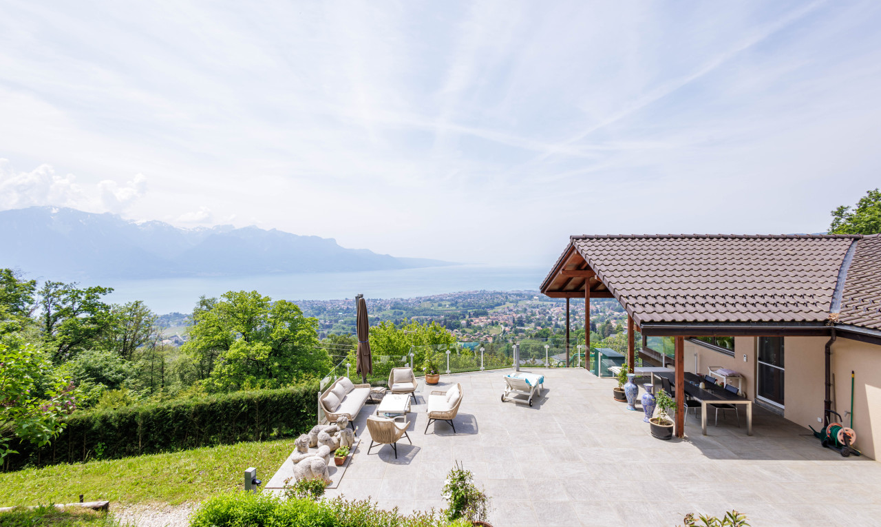 Maison individuelle avec appartement indépendant in à Blonay - 1