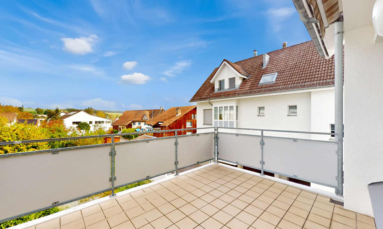 Sonnige 4,5-Zimmerwohnung an zentraler Wohnlage - 0