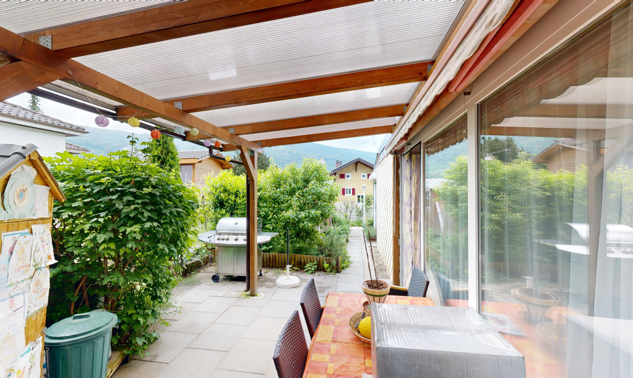 Idyllisches Einfamilienhaus mit Wintergarten und Panoramablick - 9