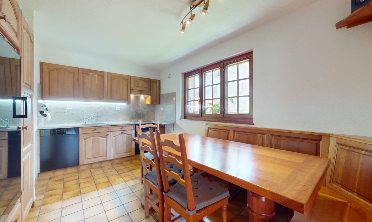 Magnificent House in Aproz - 9