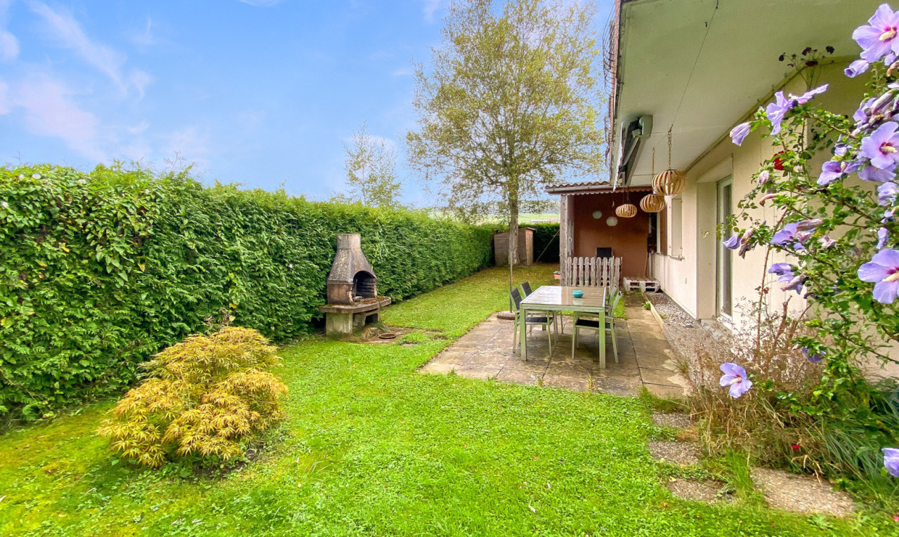 MEHRFAMILIENHAUS AM RAND DER LANDWIRTSCHAFTSZONE – GROSSE CHANCE! - 2