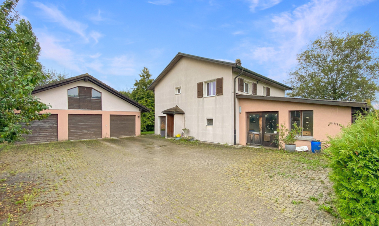 MEHRFAMILIENHAUS AM RAND DER LANDWIRTSCHAFTSZONE – GROSSE CHANCE! - 3