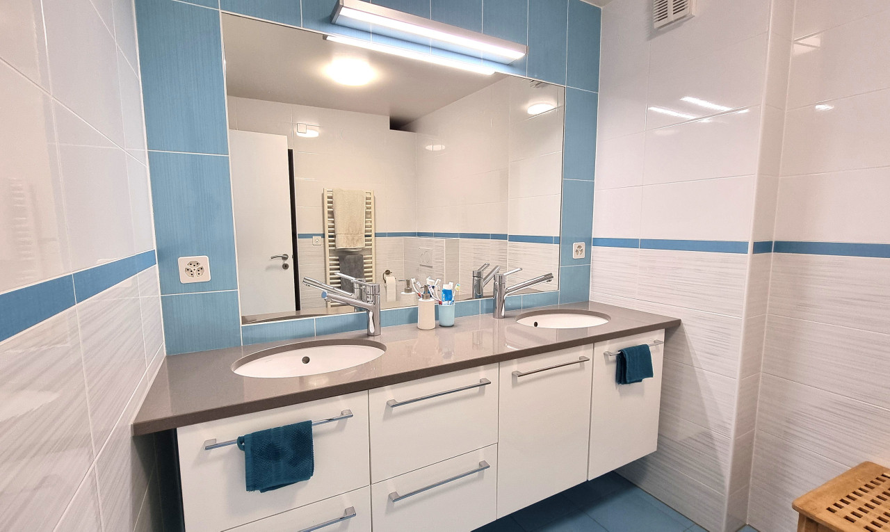 Maison mitoyenne médiane in à Gilly - 9