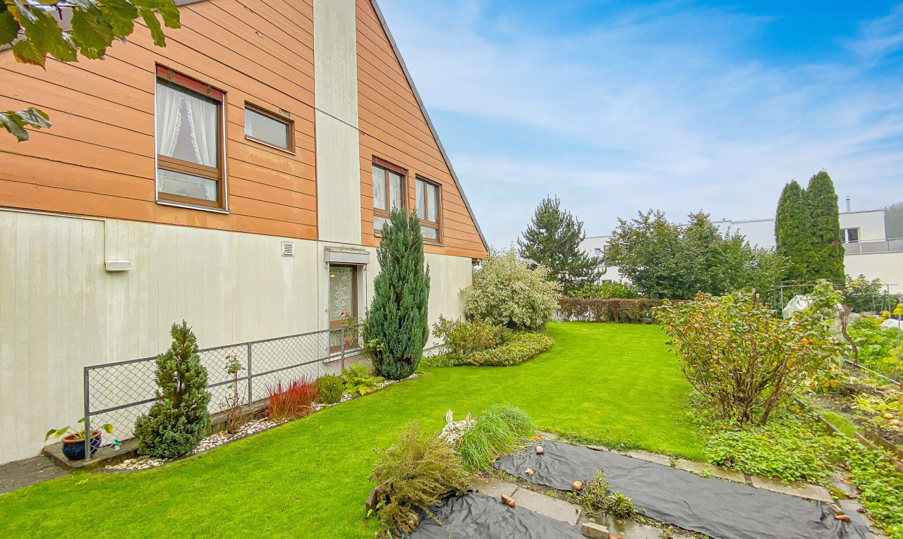 5-Zimmer Reiheneckhaus mit grossem Garten - 11