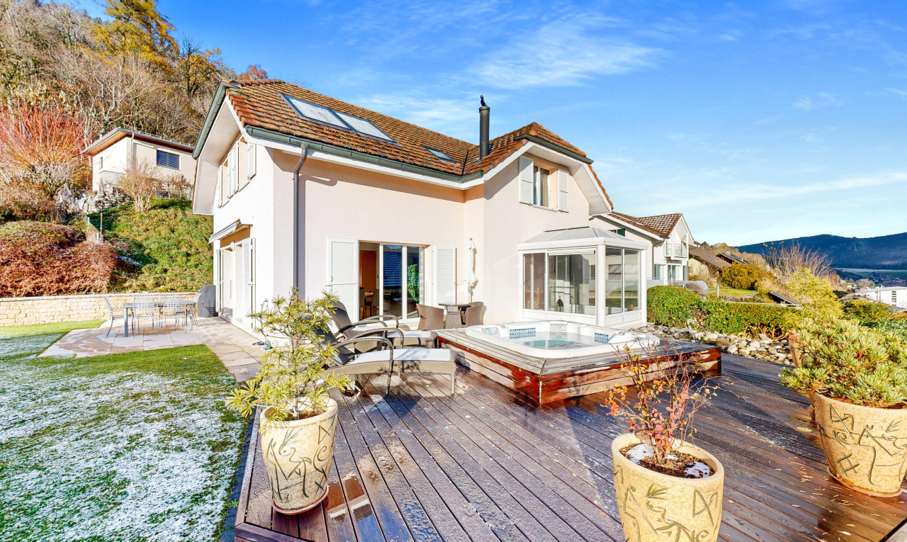 Maison individuelle in à Chézard-St-Martin - 0