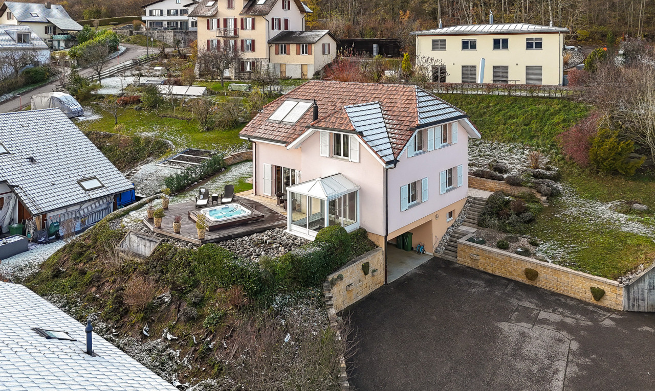 Maison individuelle in à Chézard-St-Martin - 1