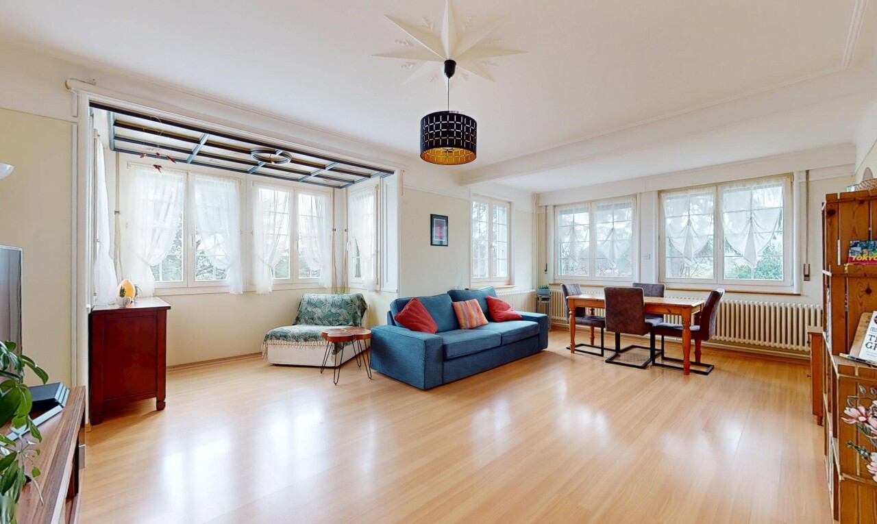 Charmante 10-Zimmer Villa mit Einliegerwohnung - 4