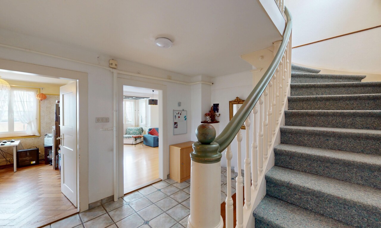 Charmante 10-Zimmer Villa mit Einliegerwohnung - 7