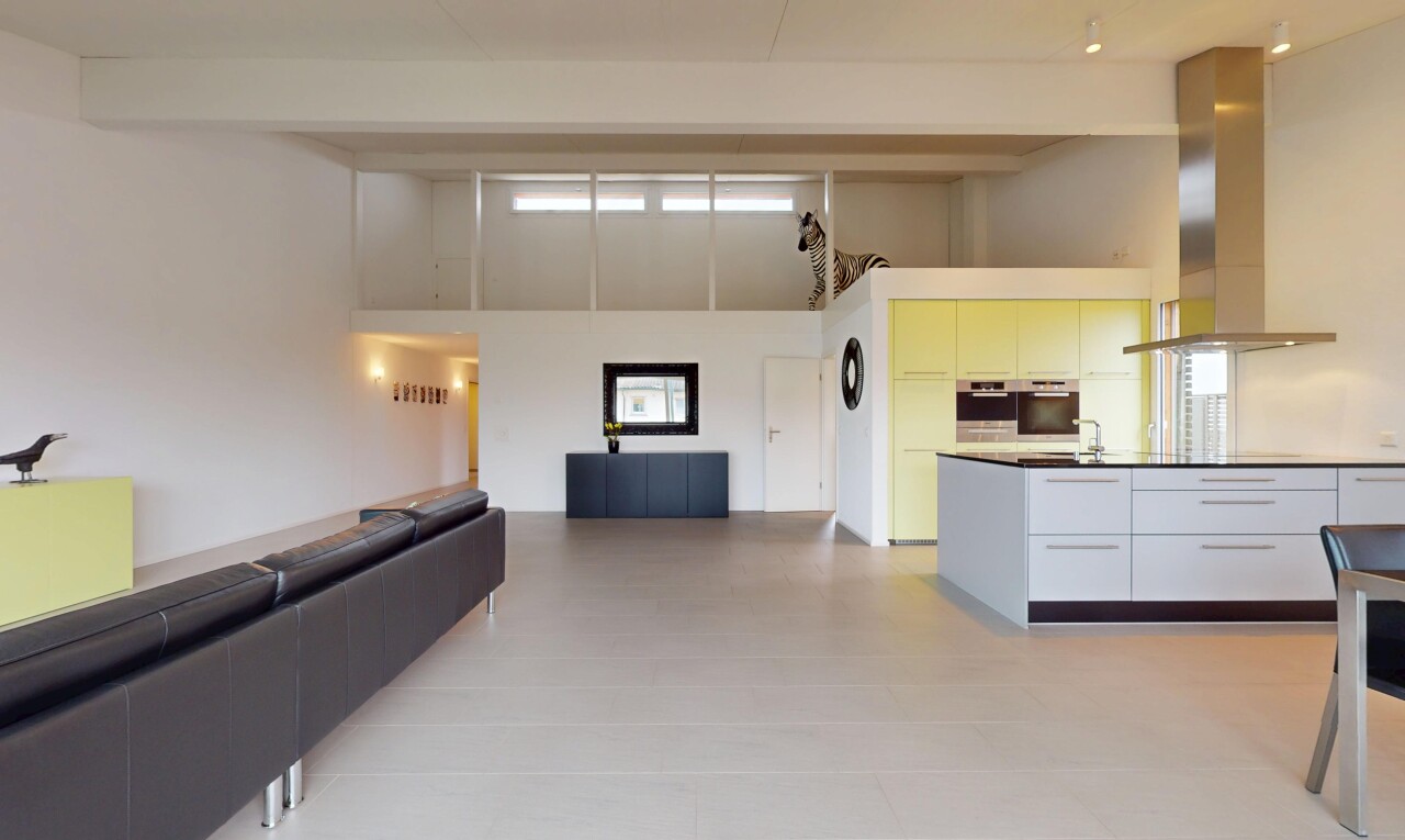 Grosszügiges Doppel-Einfamilienhaus mit traumhafter Aussicht - 2