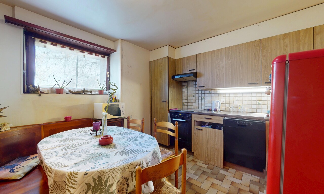 Immeuble locatif in à Ursins - 6