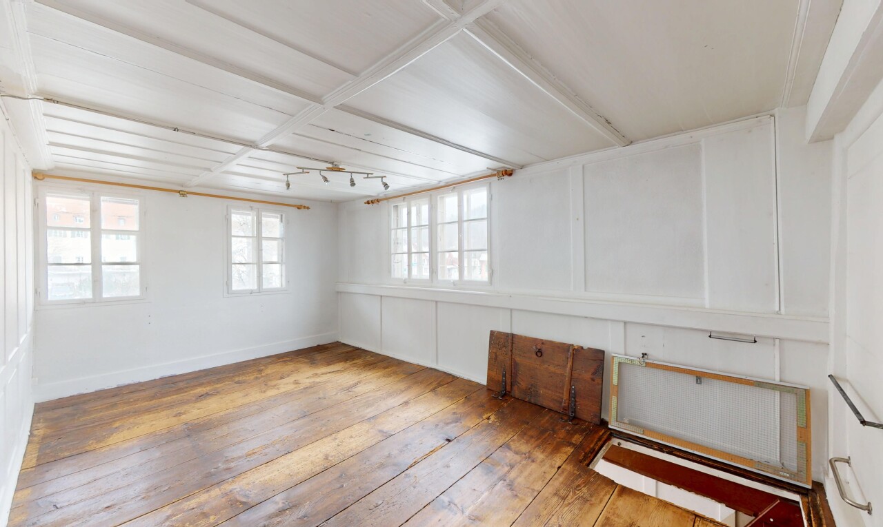 Denkmalgeschütztes 8-Zimmer Doppeleinfamilienhaus an zentraler Lage - 10