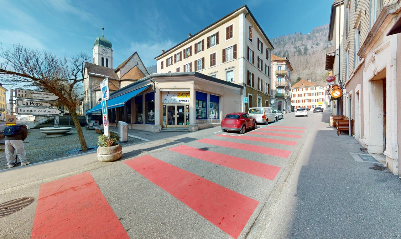 Immeuble mixte in à St-Imier - 0