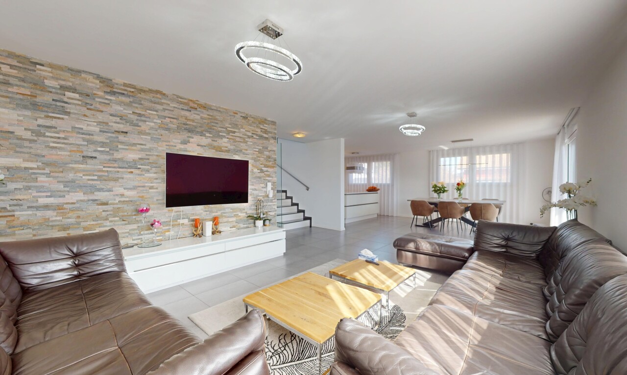 Moderne freistehende Villa mit Garten in einer ruhigen Gegend - 7