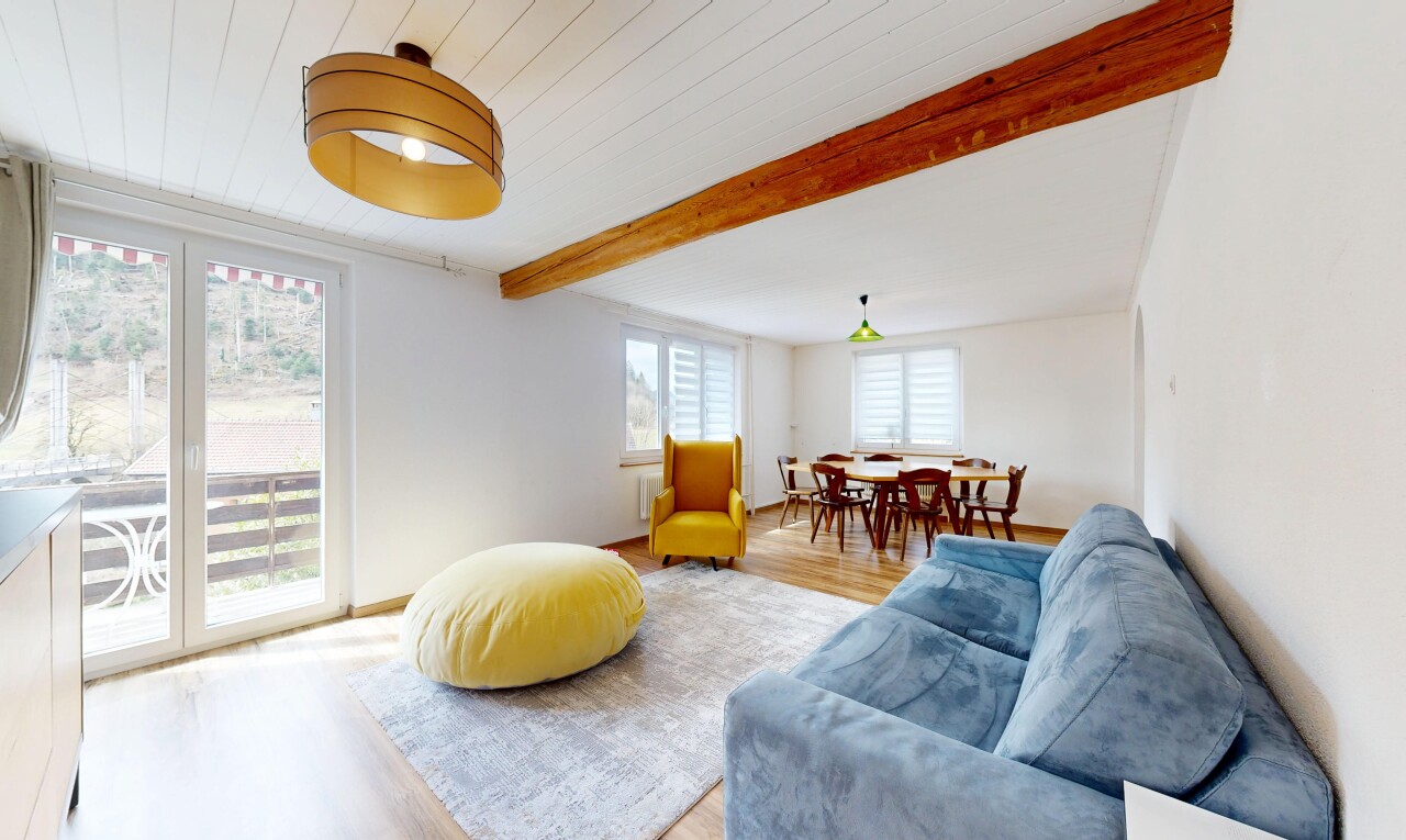 Immeuble mixte in à St-Ursanne - 0