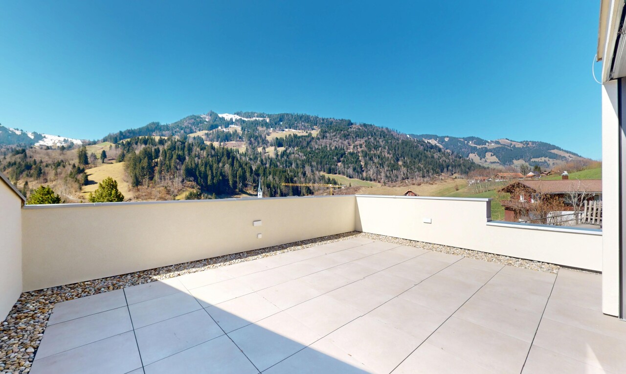 Neues Doppeleinfamilienhaus mit unverbaubarem Ausblick - 10