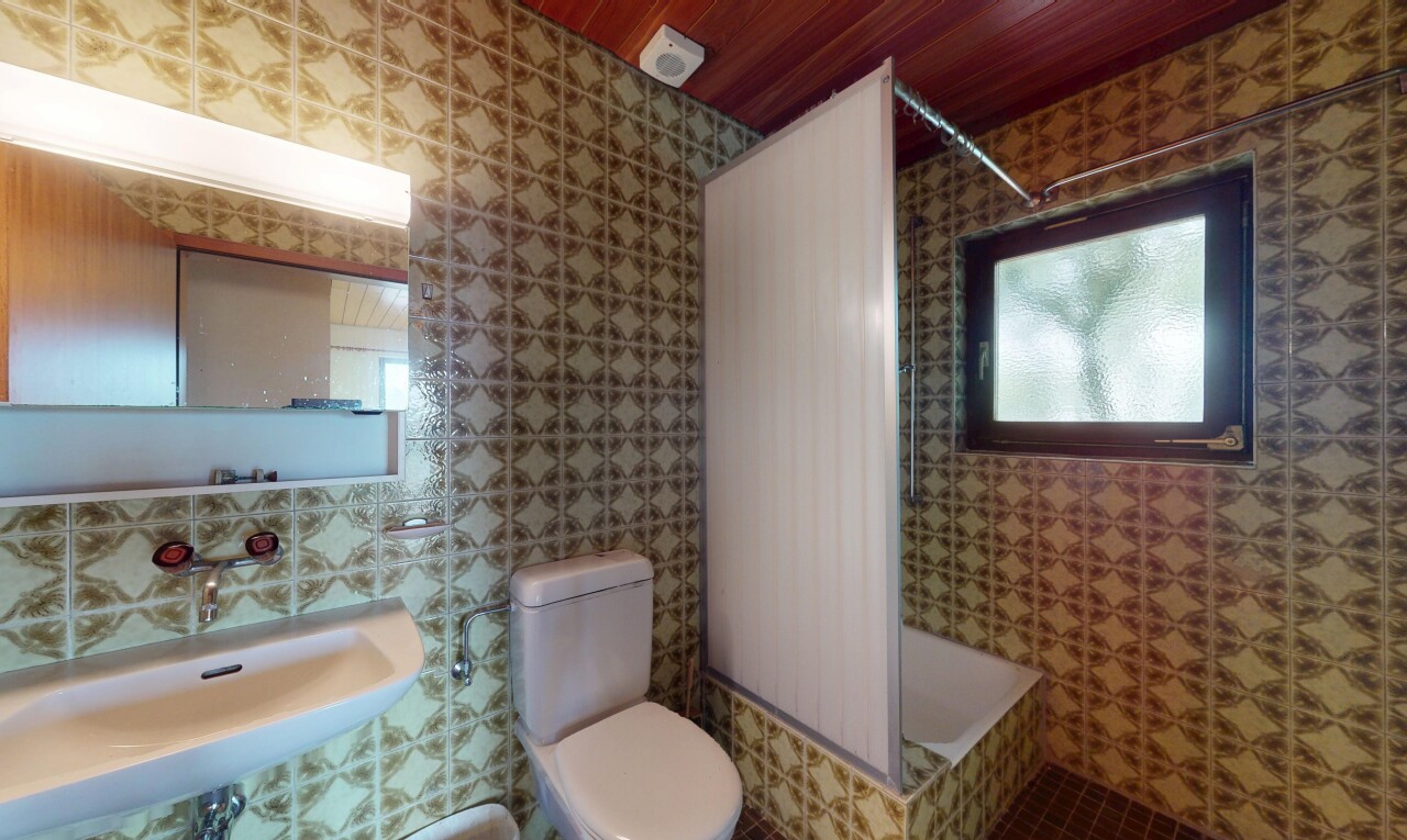 Freistehendes Einfamilienhaus mit viel Privatsphäre in Laufen BL - 11