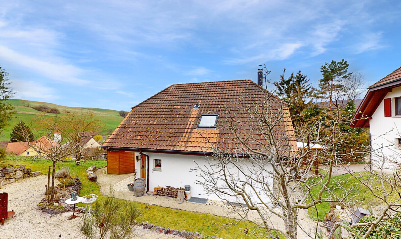 Freistehendes 6.5-Zimmer Einfamilienhaus am Rande der Wohnzone - 2