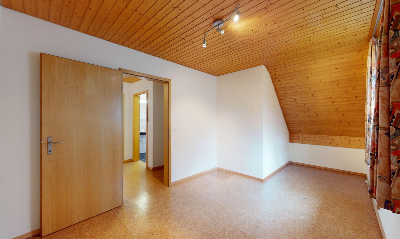 Freistehendes 6.5-Zimmer Einfamilienhaus am Rande der Wohnzone - 9