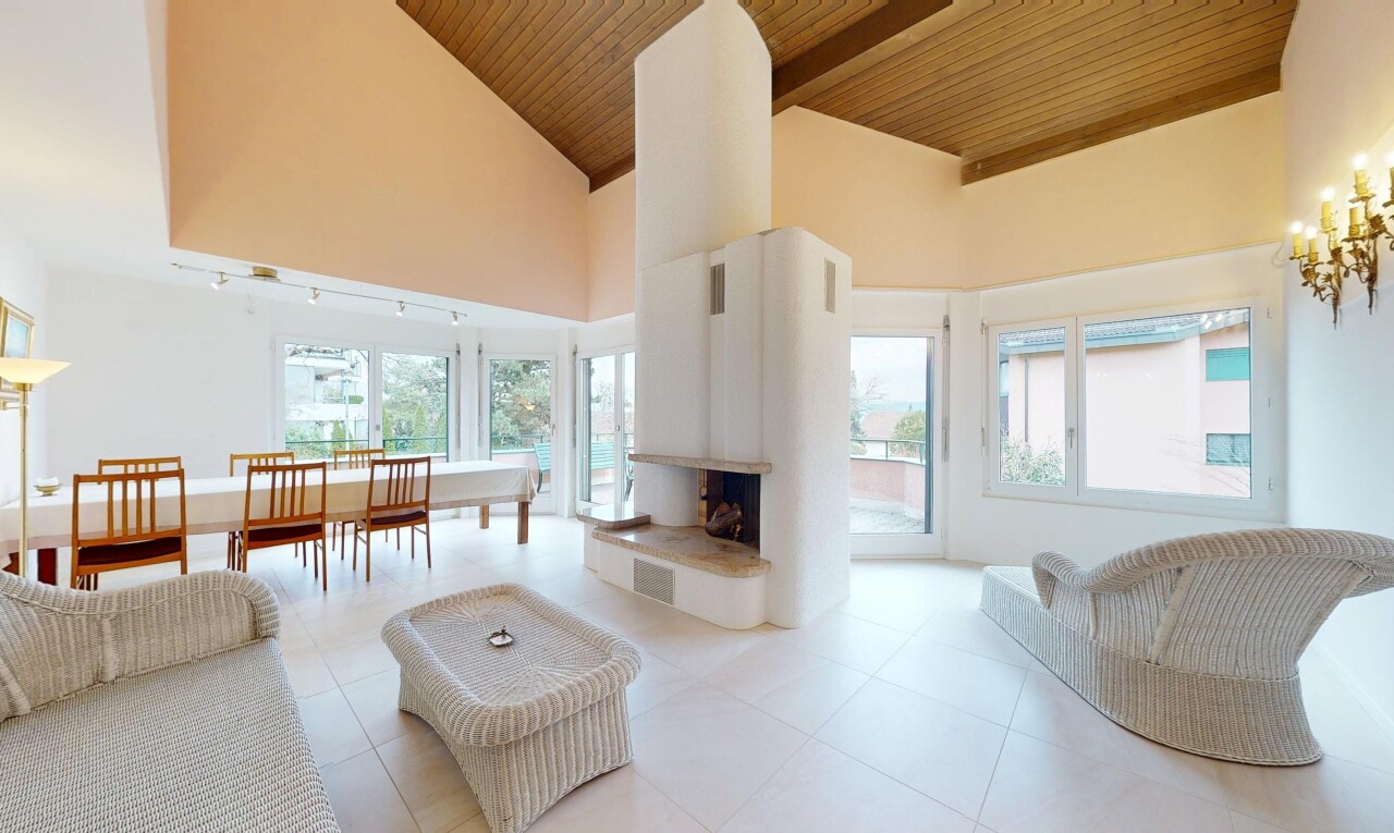 4.5-Zimmer-Maisonettewohnung mit Zusatzzimmer und teilweiser Seesicht - 4