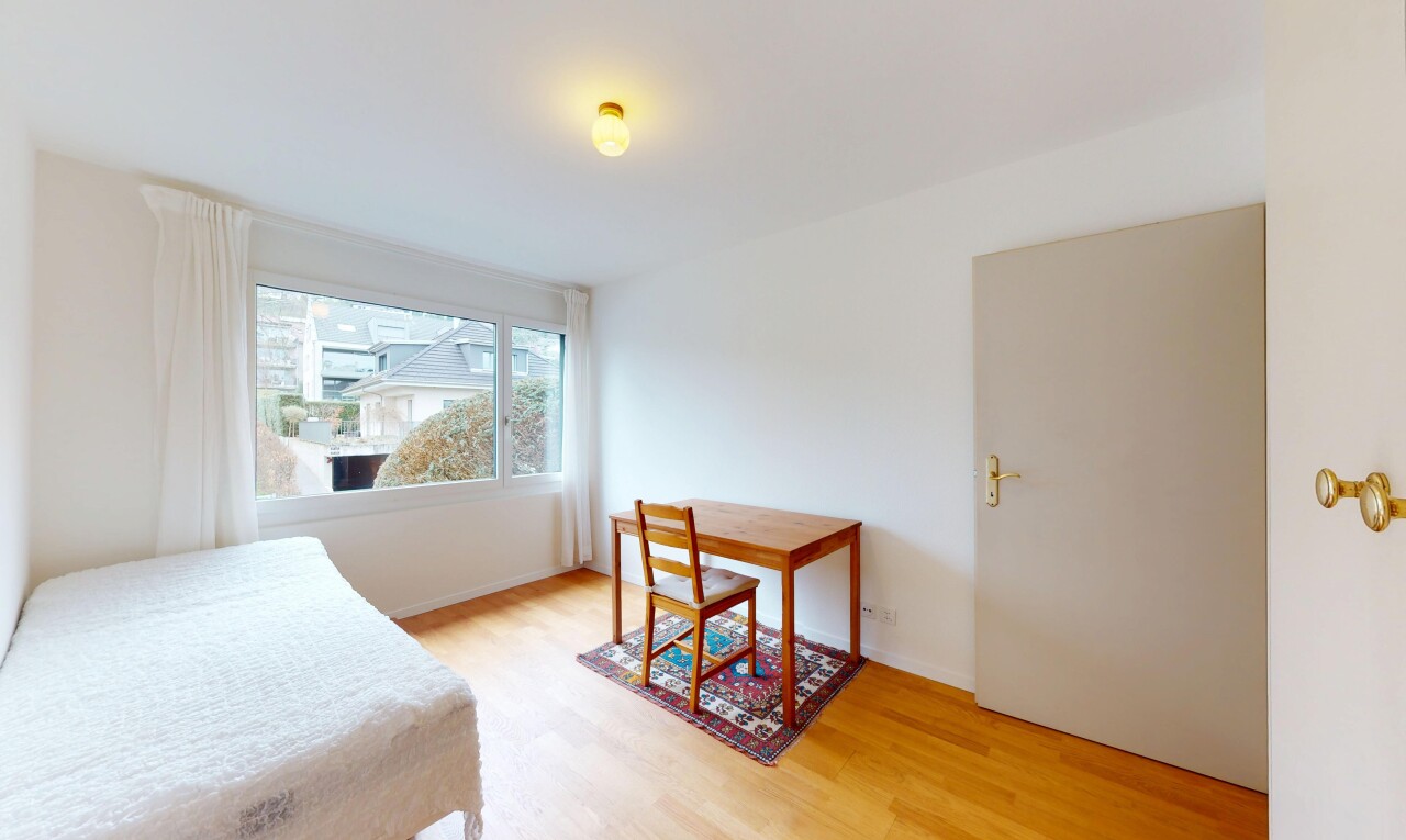 4.5-Zimmer-Maisonettewohnung mit Zusatzzimmer und teilweiser Seesicht - 8