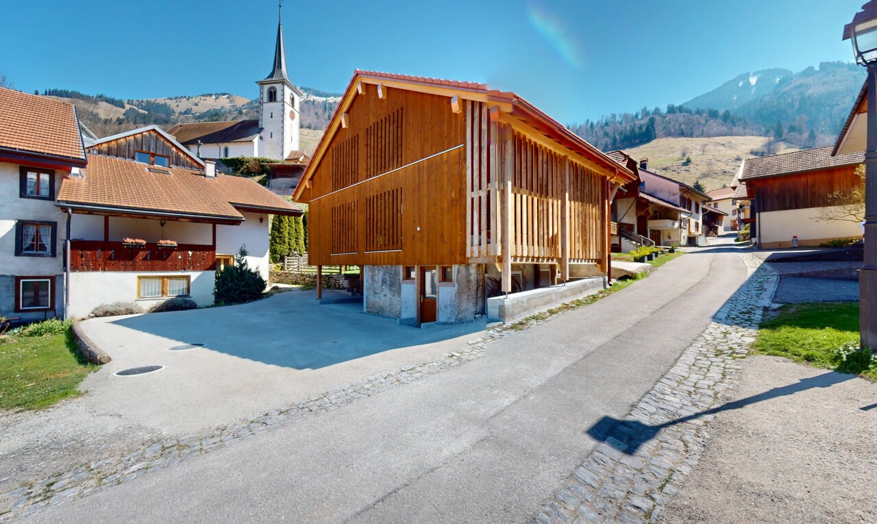 Maison mitoyenne d'angle in à Bulle - 1
