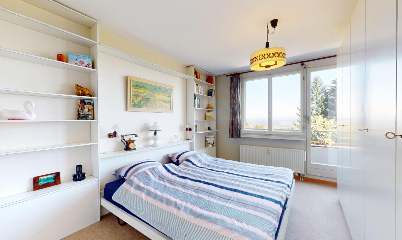 Spacious Terrace Apartment with Stunning Views in Evilard - 6