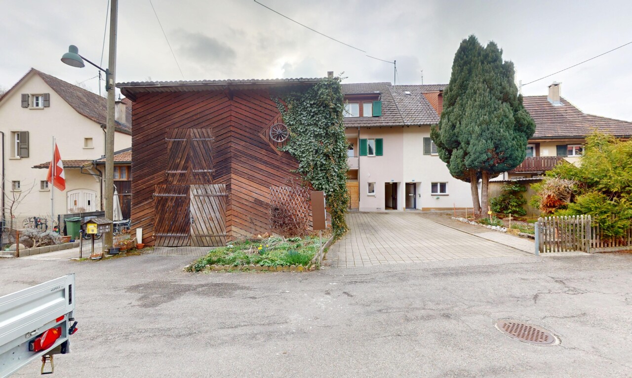 Einfamilienhaus mit Ausbaupotenzial im Zentrum von Langenbruck - 6