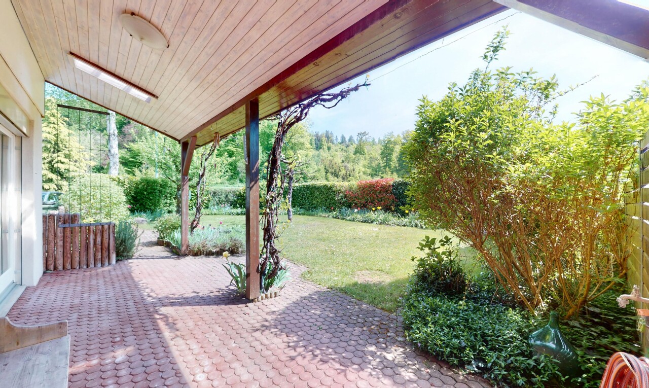 6.5-Zimmer Reiheneckhaus an attraktiver Lage - 2