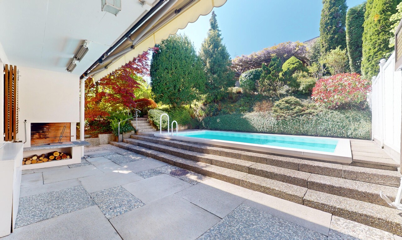 Attraktives 6.5-Zimmer Doppeleinfamilienhaus - 0