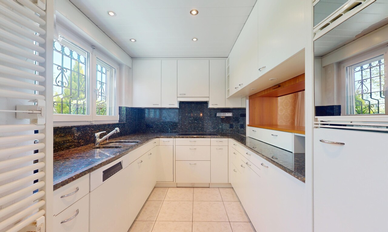 Attraktives 6.5-Zimmer Doppeleinfamilienhaus - 2