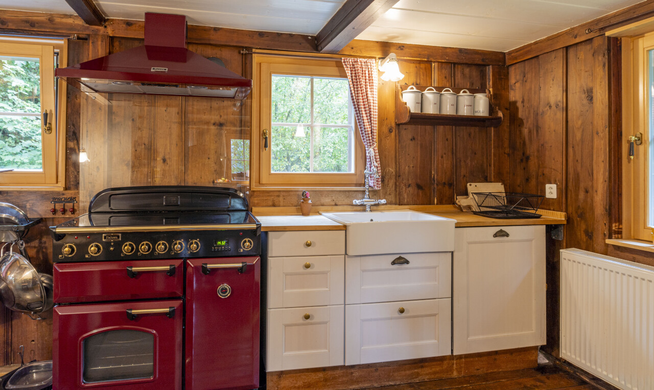 Stunning panoramic views in a rare, preserved alpine setting - 6