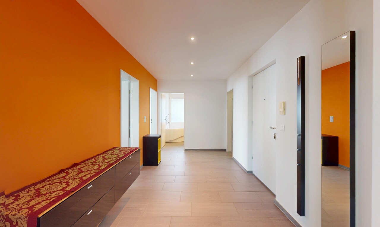 Grosse Minergie-zertifizierte 3.5-Zimmer-Wohnung - 0