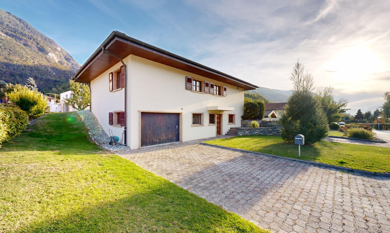 Charmantes Einfamilienhaus mit Bergblick in Chalais - 1