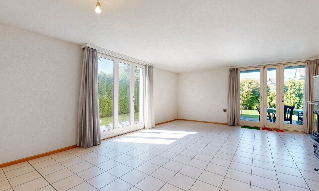 Charmantes Einfamilienhaus mit grossem Garten und Garagenbox - 3