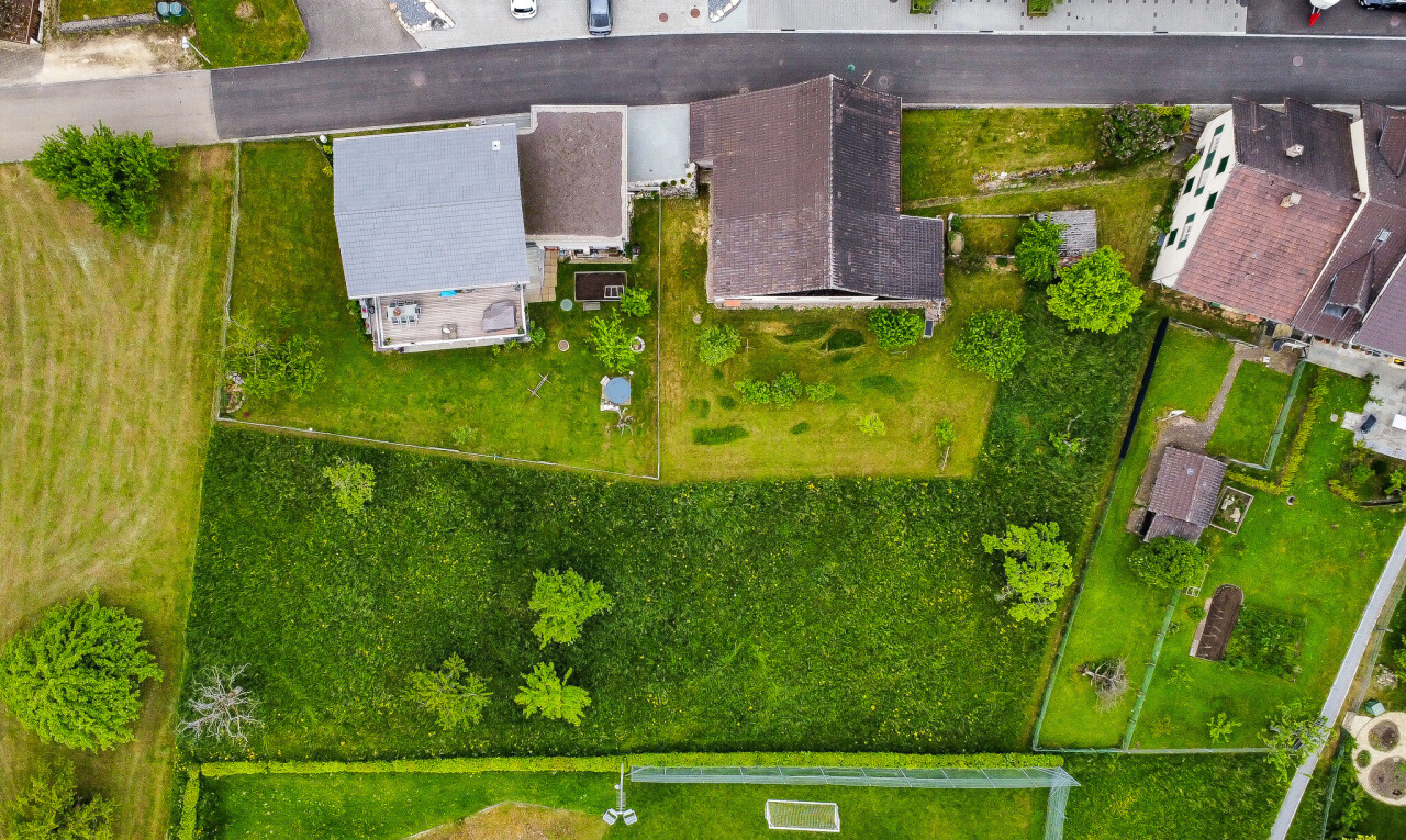 Ruhig gelegenes Baugrundstück mit Weitsicht in Arboldswil - 8