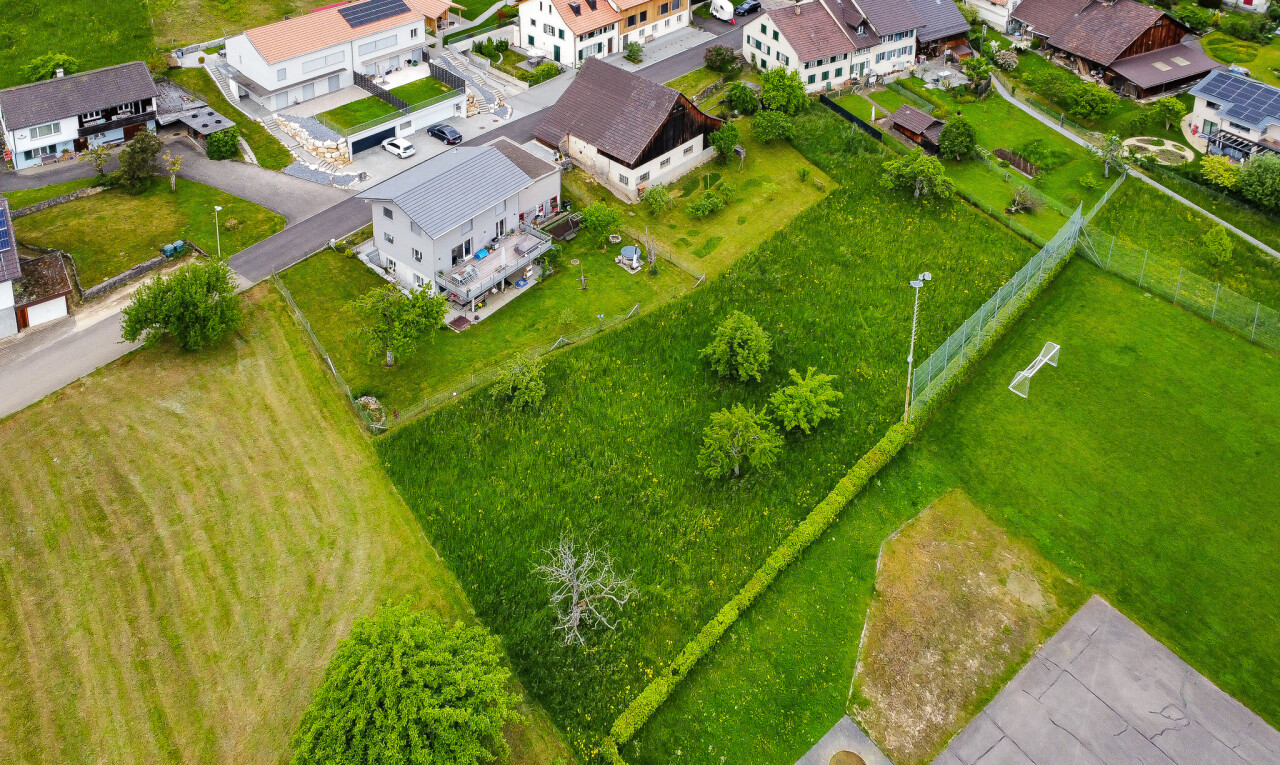 Ruhig gelegenes Baugrundstück mit Weitsicht in Arboldswil - 10