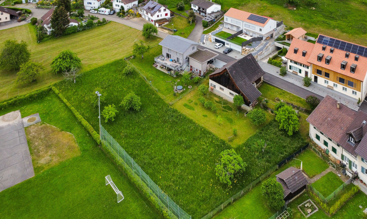 Ruhig gelegenes Baugrundstück mit Weitsicht in Arboldswil - 11
